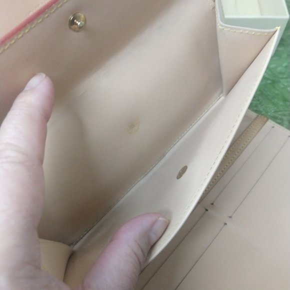 Louis Vuitton Multicolor International Wallet - Picture 10 of 16